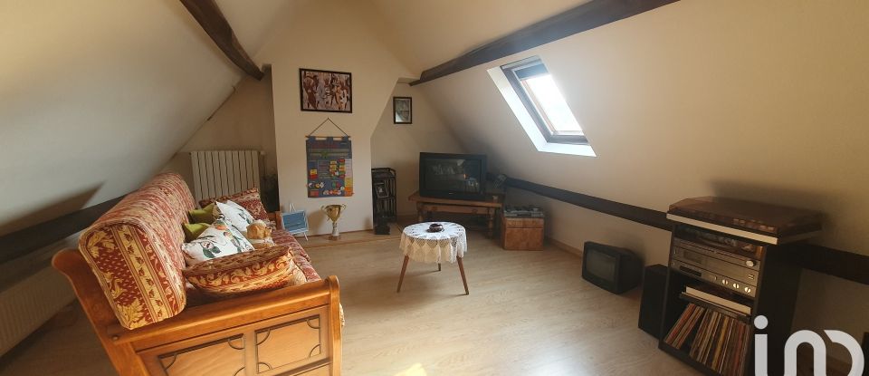 Maison traditionnelle 12 pièces de 302 m² à Clef Vallée d'Eure (27490)