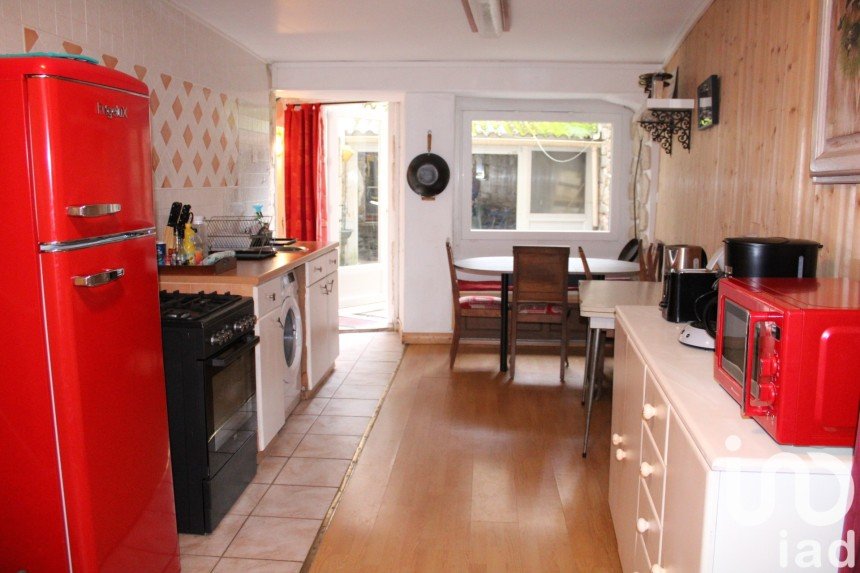 House 4 rooms of 94 m² in Langogne (48300)