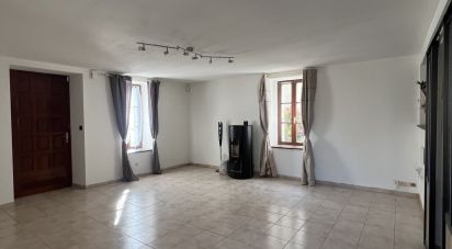 House 4 rooms of 110 m² in Argentré-du-Plessis (35370)