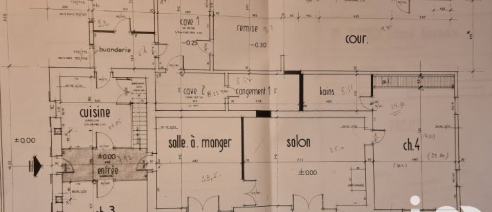 Longère 6 pièces de 195 m² à Chaveyriat (01660)