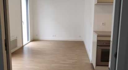 Apartment 1 room of 32 m² in Nantes (44000)