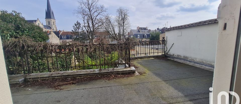 Demeure 10 pièces de 281 m² à Reims (51100)