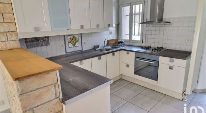 House 4 rooms of 82 m² in Marseille (13016)