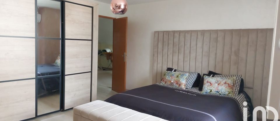 Maison 7 pièces de 229 m² à Bondaroy (45300)