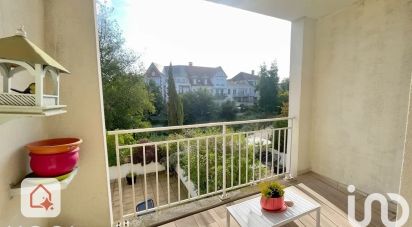 Appartement 3 pièces de 65 m² à Le Plessis-Robinson (92350)