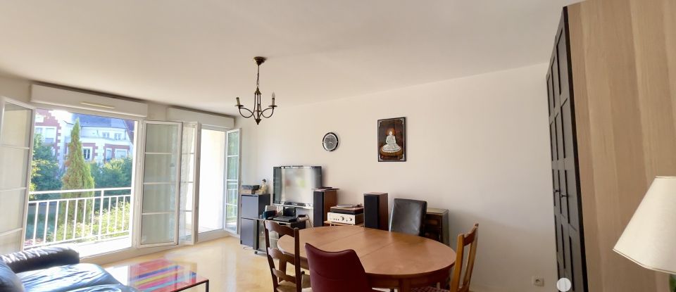 Appartement 3 pièces de 65 m² à Le Plessis-Robinson (92350)