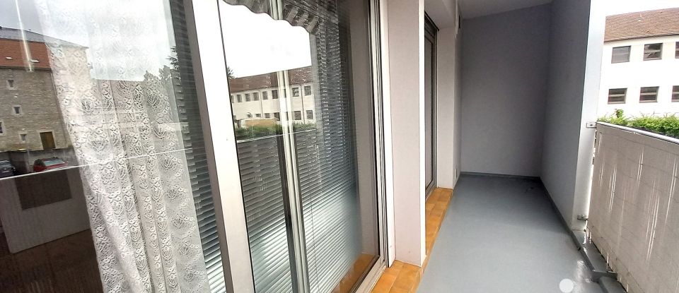 Apartment 3 rooms of 77 m² in Besançon (25000)