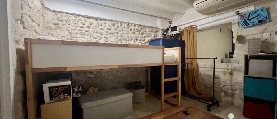 Maison 4 pièces de 89 m² à Avignon (84000)