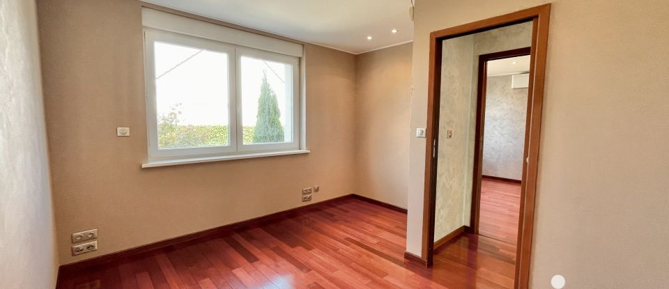 Maison 5 pièces de 155 m² à Durrenbach (67360)