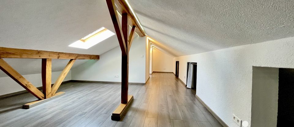 Maison 5 pièces de 155 m² à Durrenbach (67360)