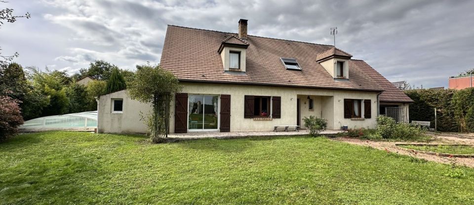 House 7 rooms of 190 m² in Rubelles (77950)