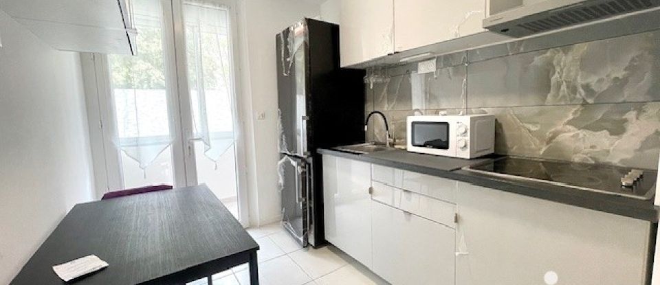 Appartement 3 pièces de 52 m² à Marseille (13009)