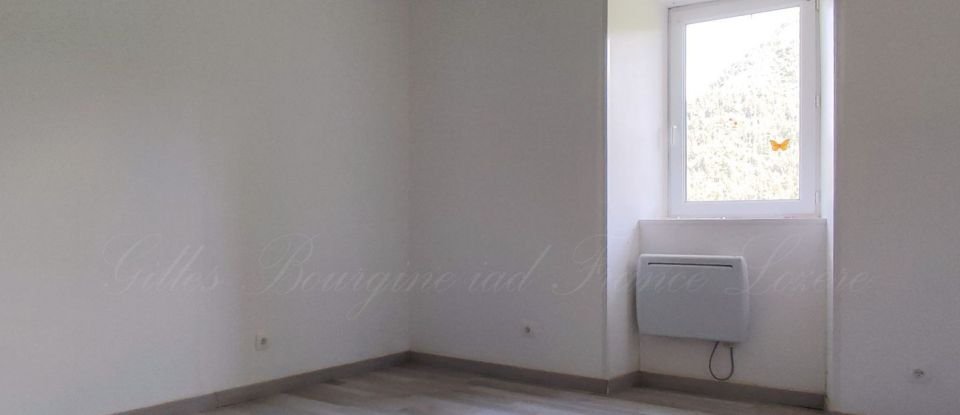 House 6 rooms of 120 m² in Barjac (48000)