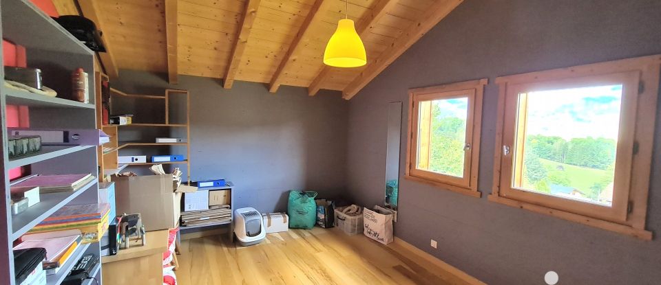 Cottage 5 rooms of 153 m² in Châtillon-sur-Cluses (74300)