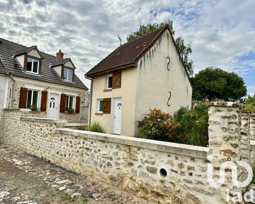 Maison 3 pièces de 80 m² à Fère-en-Tardenois (02130)