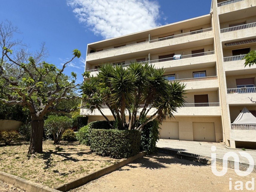 Appartement 3 pièces de 65 m² à Toulon (83200)