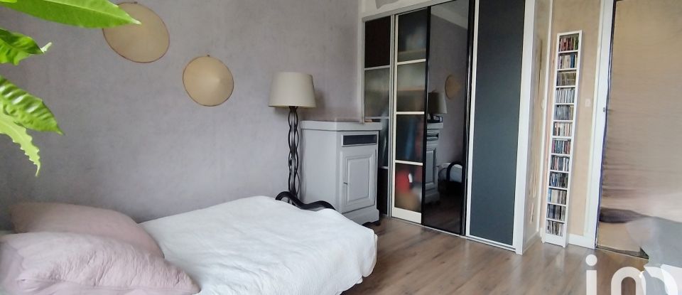 Appartement 5 pièces de 100 m² à Saint-Étienne (42000)