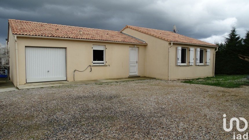 Maison 4 pièces de 92 m² à Soual (81580)