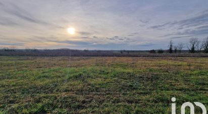 Land of 1,214 m² in Castelsarrasin (82100)