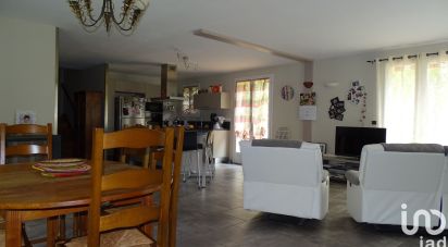 House 7 rooms of 165 m² in Saïx (81710)