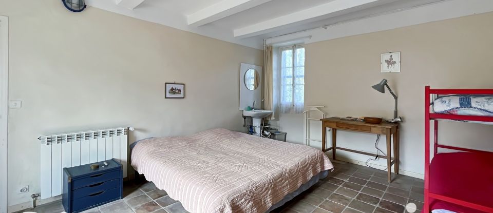 Bastide 10 rooms of 294 m² in Goudargues (30630)