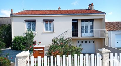 Maison 6 pièces de 85 m² à Bournezeau (85480)