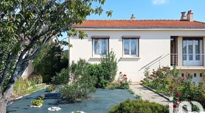 Maison 6 pièces de 85 m² à Bournezeau (85480)