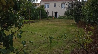 Maison 6 pièces de 85 m² à Bournezeau (85480)