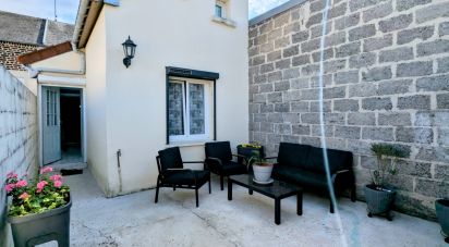 Town house 4 rooms of 83 m² in Neuville-Saint-Amand (02100)