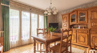 House 4 rooms of 87 m² in Montfort-l'Amaury (78490)