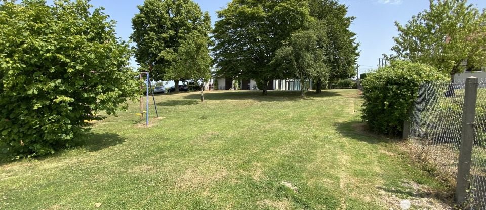 Maison d’architecte 6 pièces de 164 m² à Loches (37600)