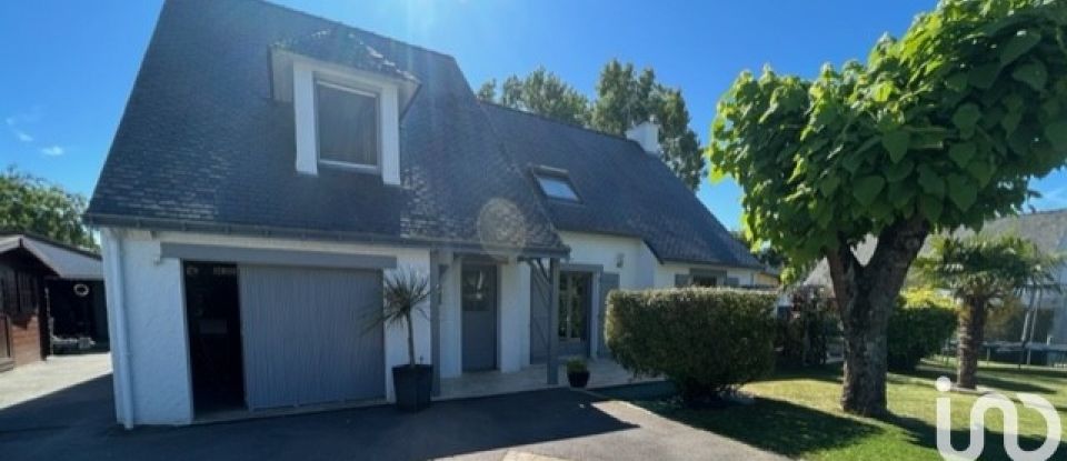 House 7 rooms of 162 m² in Besné (44160)