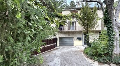 Building in Digne-les-Bains (04000) of 196 m²