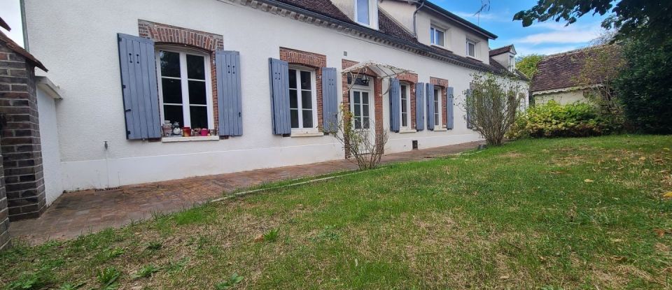 House 5 rooms of 155 m² in Aix-Villemaur-Pâlis (10190)