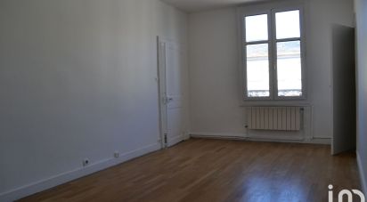 Apartment 2 rooms of 55 m² in Limoges (87000)