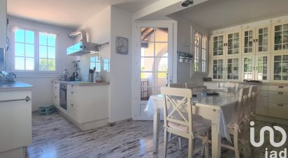 Mansion 8 rooms of 200 m² in Pézenas (34120)