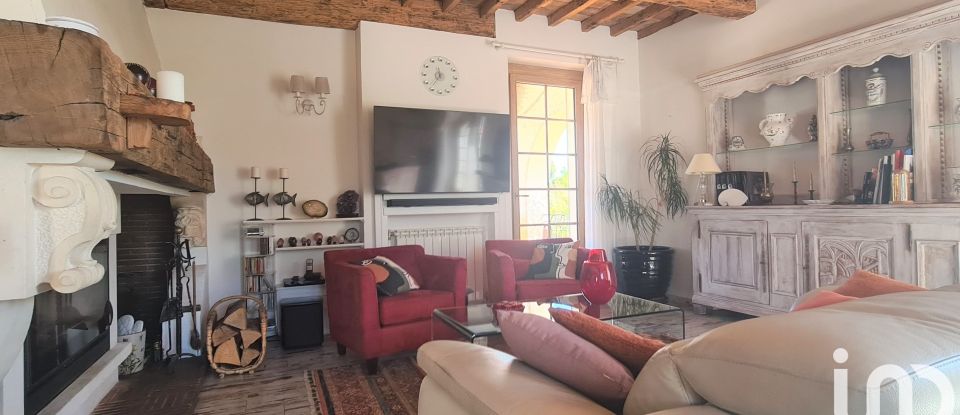 Mansion 8 rooms of 200 m² in Pézenas (34120)