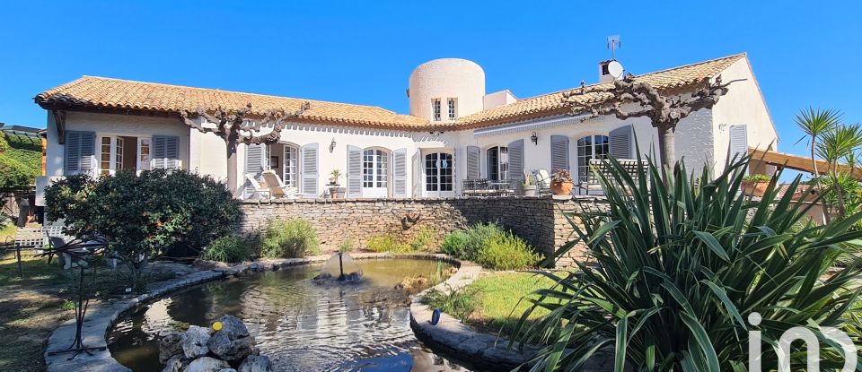 Mansion 8 rooms of 200 m² in Pézenas (34120)