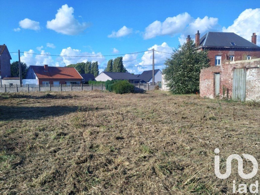 Land of 1,987 m² in Farbus (62580)