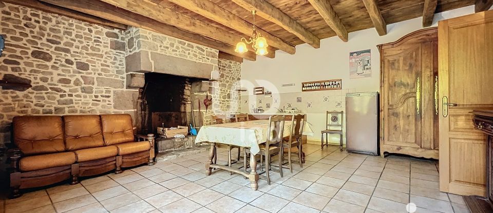 Country house 3 rooms of 57 m² in Cuguen (35270)