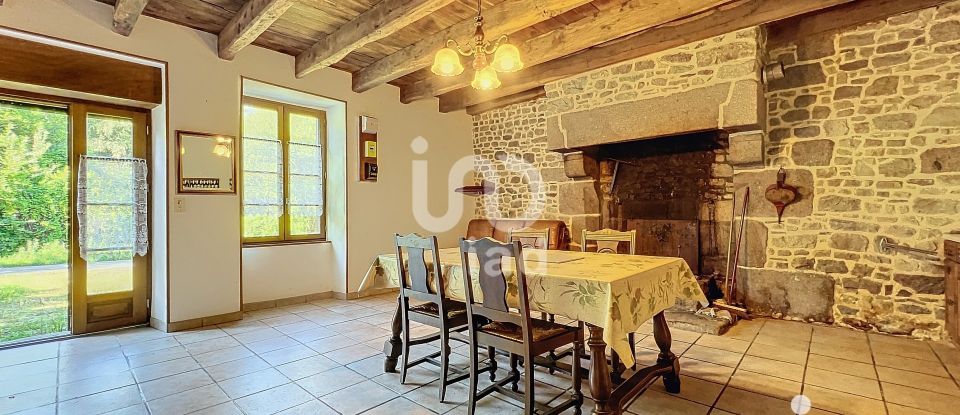 Country house 3 rooms of 57 m² in Cuguen (35270)