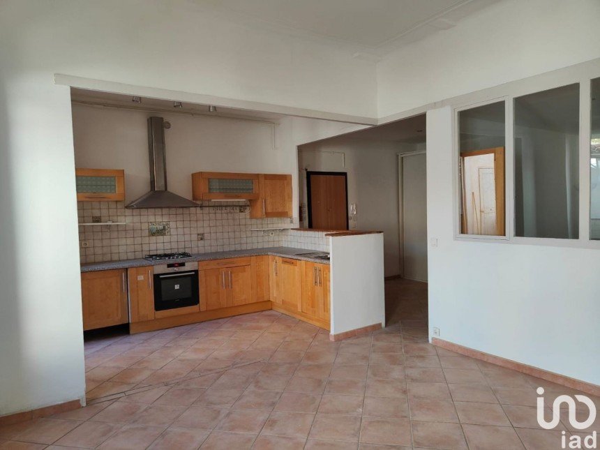 Apartment 4 rooms of 81 m² in Marseille (13006)