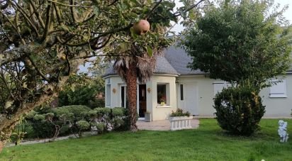 House 3 rooms of 103 m² in Saint-Clair-sur-l'Elle (50680)