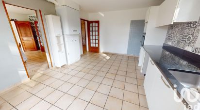 Maison 8 pièces de 141 m² à Escoubès (64160)