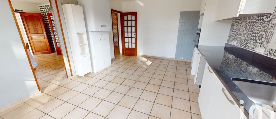 Maison 8 pièces de 141 m² à Escoubès (64160)