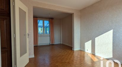 Maison 4 pièces de 77 m² à Montluçon (03100)