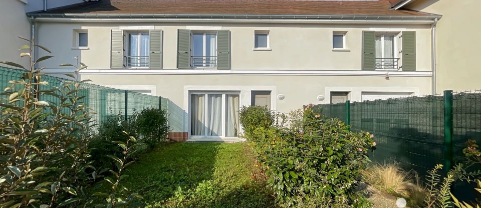 Maison 5 pièces de 84 m² à Nandy (77176)