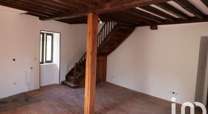 Village house 6 rooms of 170 m² in Lées-Athas (64490)