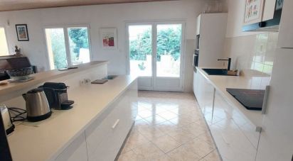 Maison 4 pièces de 115 m² à Tournay (65190)