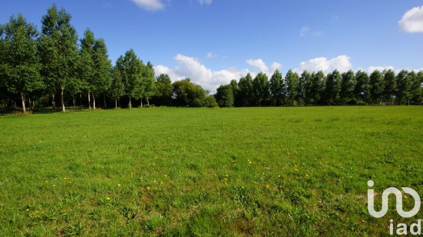 Terrain de 21 800 m² à Roézé-sur-Sarthe (72210)